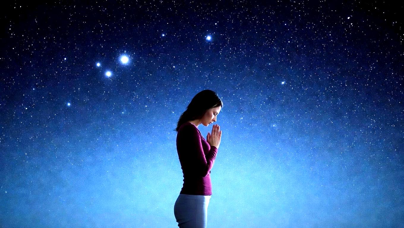 瞑想や呼吸法でチャクラを整えて運気を上げるイメージ