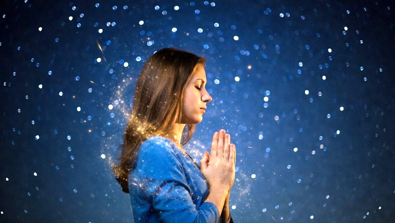 瞑想しながらエネルギーを整える穏やかなスピリチュアルシーン