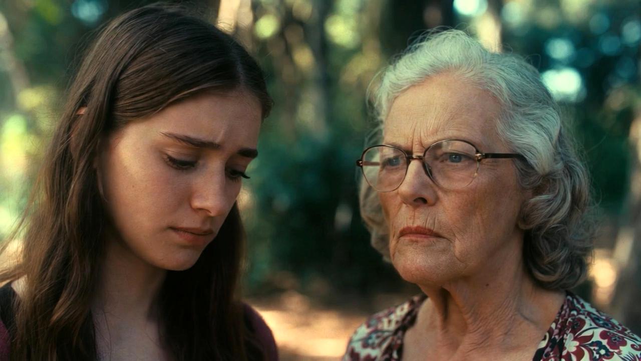 自己否定と恋愛不安定さの関係を示す心の葛藤のイメージ