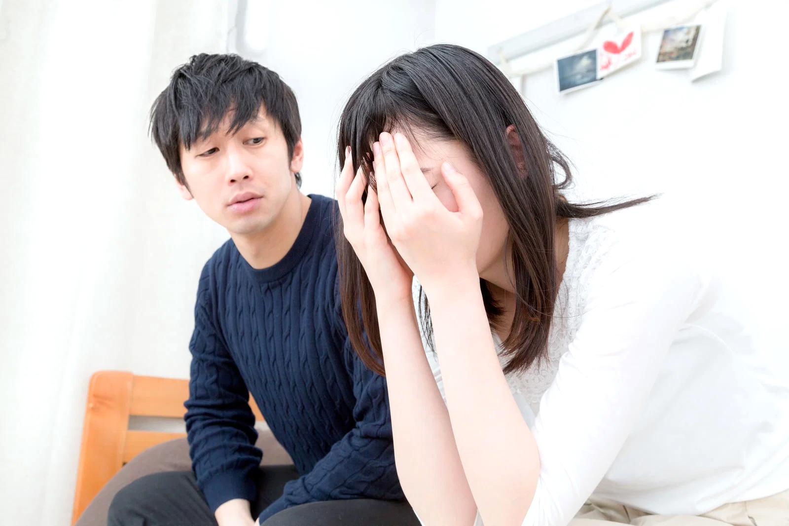 互いを尊重しながら適切な距離を保つ男女のイメージ